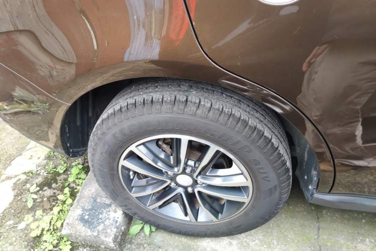 Used Geely Auto Vision X6 2018 1.4T CVT 4G Connected Luxury Version
