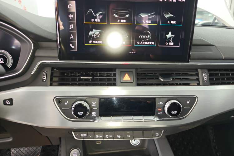 Used Audi A4L 2020 40 TFSI Luxury Dynamic Model