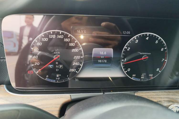 Used Mercedes-Benz E-Class 2019 E 300 L Stylish Model