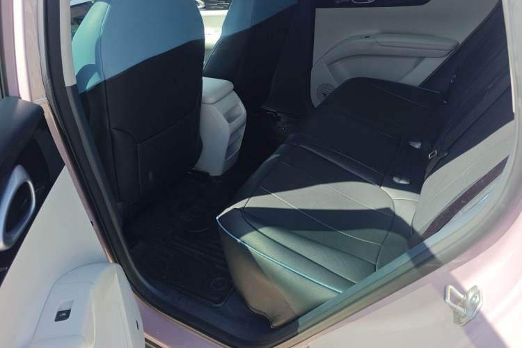 Used Geely Galaxy Geome 2025 310km Youth Edition Left Rear Seat