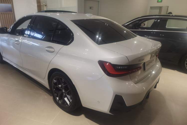 Used BMW 3 Series 2025 330Li M Sport Shadowline Package