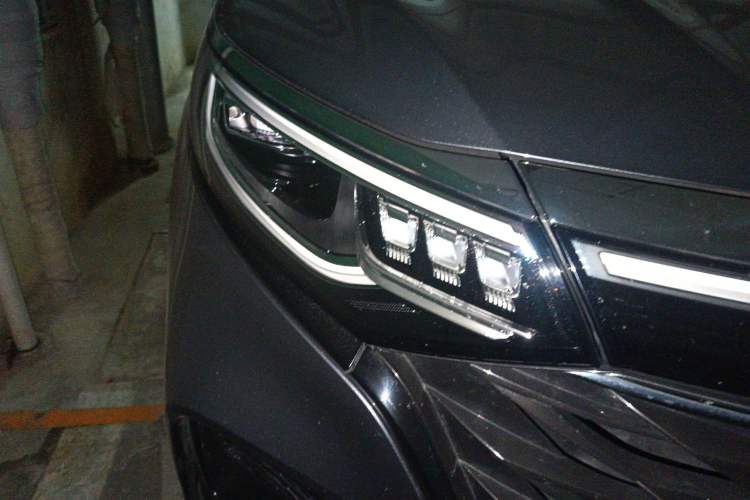 Used Roewe iMAX8 2022 400TGI Prestige Edition