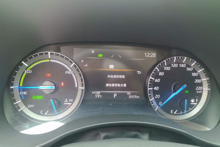 Used Toyota Highlander 2022 Dual-Engine 2.5L Four-Wheel Drive Prestige Version 7 Seats Instrument Cluster