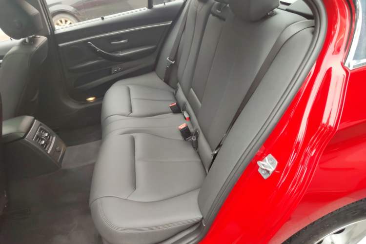 Used BMW 3 Series 2016 316Li Fashion Model
