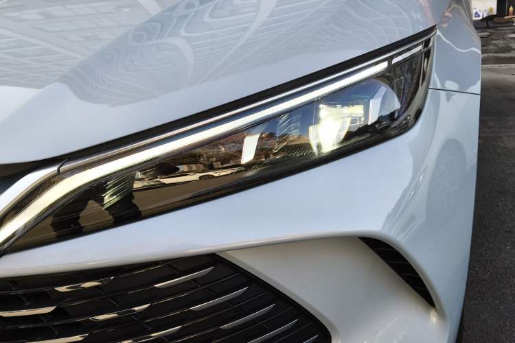 Used BYD Qin L 2024 DM-i 120KM Leading Model
