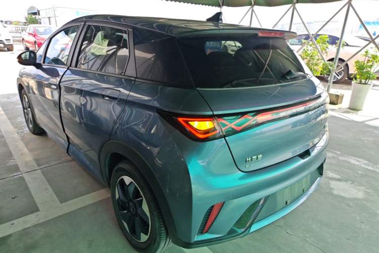 Used BYD Dolphin 2024 Honor Edition 420km Fashion Version
