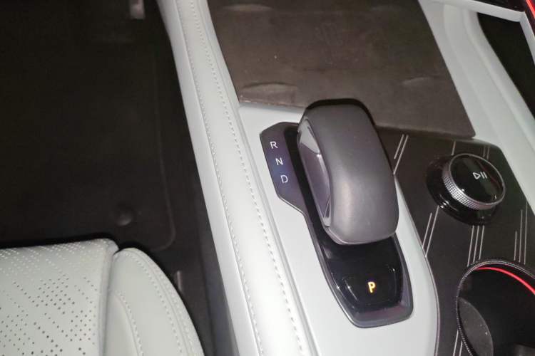 Used Zeekr 001 2025 WE Edition 95 kWh All-Wheel Drive
