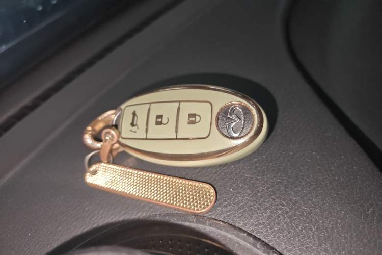 Used Infiniti Q50 2014 2.0T Luxury Sport Edition
