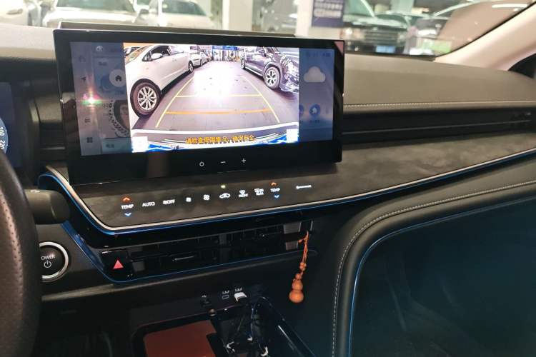 Used Toyota Camry 2024 Dual-Motor 2.0 HG Premium Edition