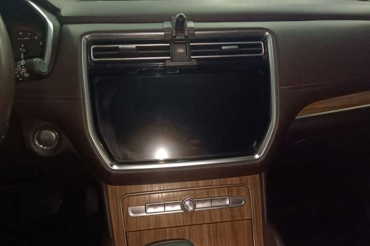 Used Roewe RX8 2019 30T Smart Connectivity Two-Wheel Drive Supreme Flagship Edition