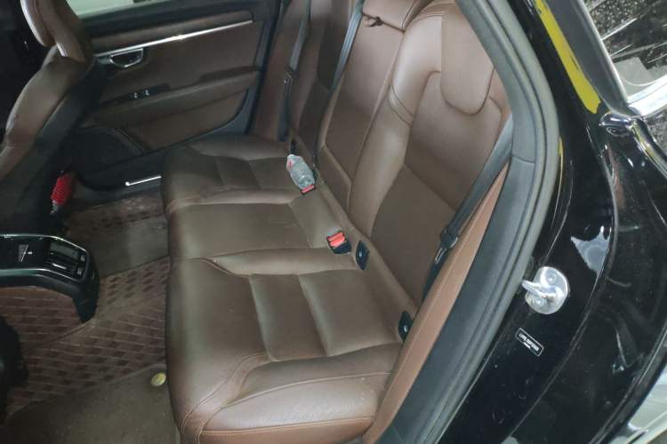 Used Volvo S90 2023 B5 Zhiyuan Luxury Edition
