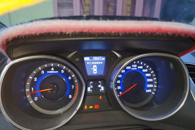 Used Hyundai Elantra (5th Generation / Langdong) 2016 1.6L Manual Luxury Model