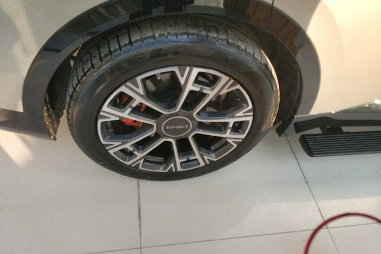 Used Lynk & Co 900 2025 1.5T Ultra
