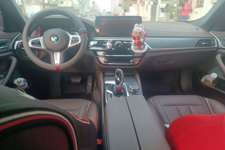 Used BMW 5 Series 2021 Facelifted 530Li Leading Edition M Sport Package
