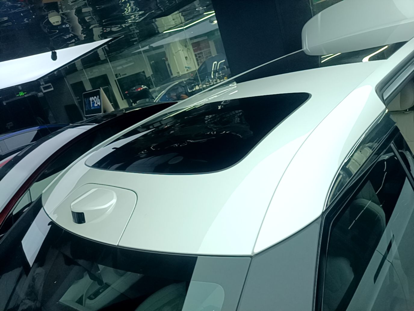 Zeekr 009 2024 7-Seater Aisle Version 108 kWh — снимка 7