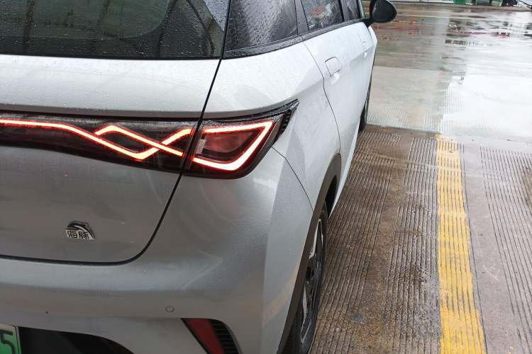 Used BYD Dolphin 2021 405 km Free Version