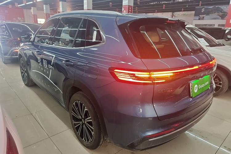 Used Geely Galaxy Galaxy Xingjian 7 EM-i 2025 120km Flagship Edition