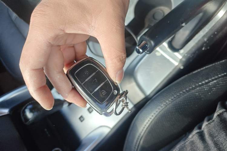 Used Hyundai ix35 2015 2.0L Automatic 2WD Smart Type China IV