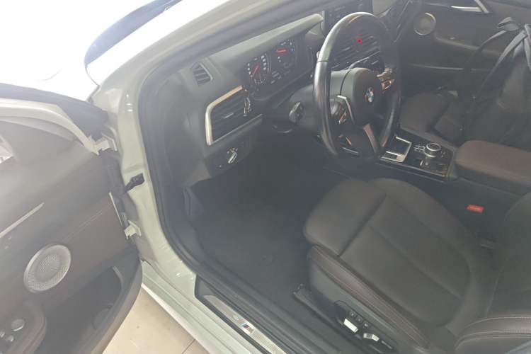 Used BMW 1 Series 2021 120i M Sport Night Edition Driver Seat