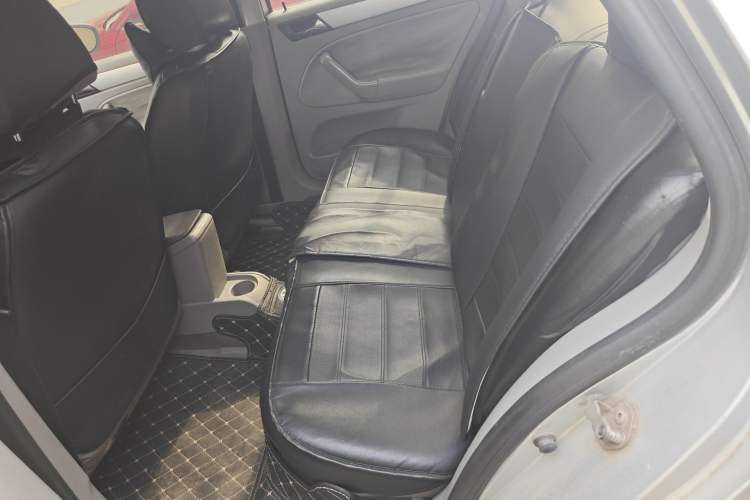 Used Volkswagen Bora 2011 1.6L Automatic Fashion Edition Left Rear Seat