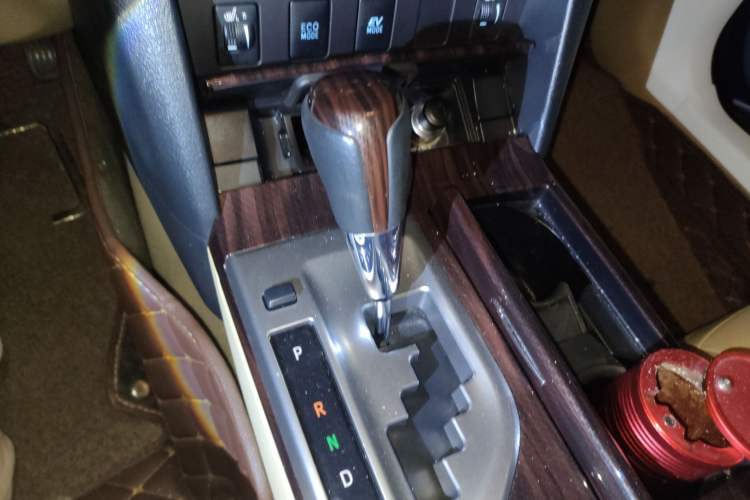 Used Toyota Camry 2015 Dual-Engine 2.5 HG Luxury Navigation Edition
