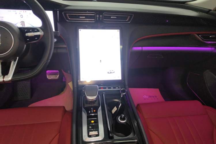 Used Hongqi H6 2024 2.0T ZhiMei Edition