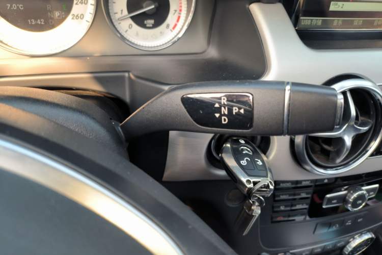 Used Mercedes-Benz GLK-Class 2014 GLK 260 4MATIC Dynamic Model
