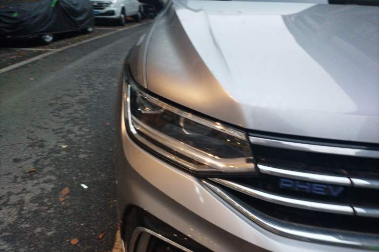 Used Volkswagen Tiguan L New Energy 2022 430 PHEV Plug-in Hybrid Prestige Edition Right Front Headlight