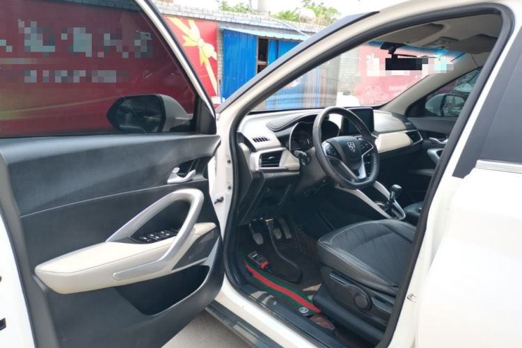Used Baojun 510 2017 1.5L Manual Fashion Model