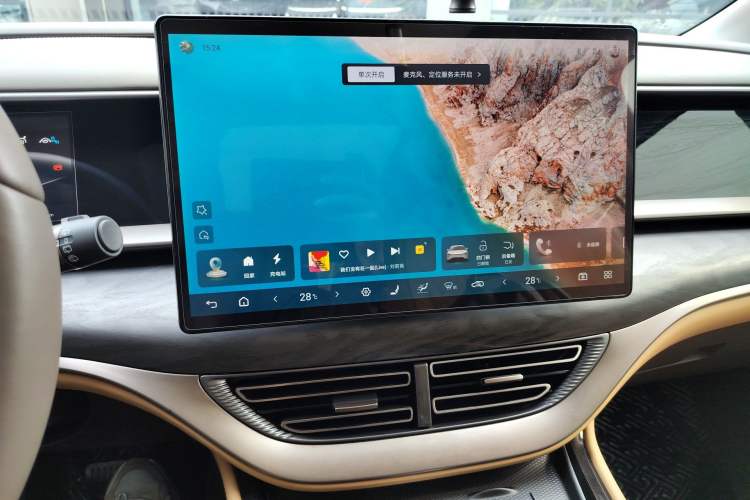 Used Denza D9 2022 EV 620 Prestige Model