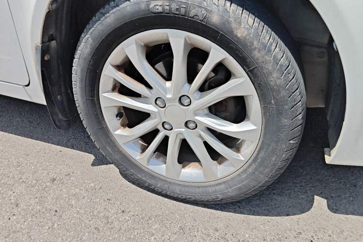 Used Geely Auto Vision 2015 1.5L Manual Elite Model
