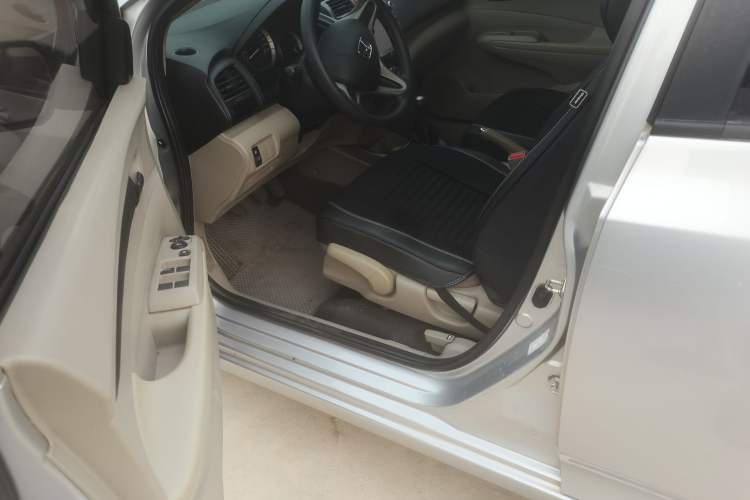 Used Honda City Classic 2012 1.5L manual Comfort version
