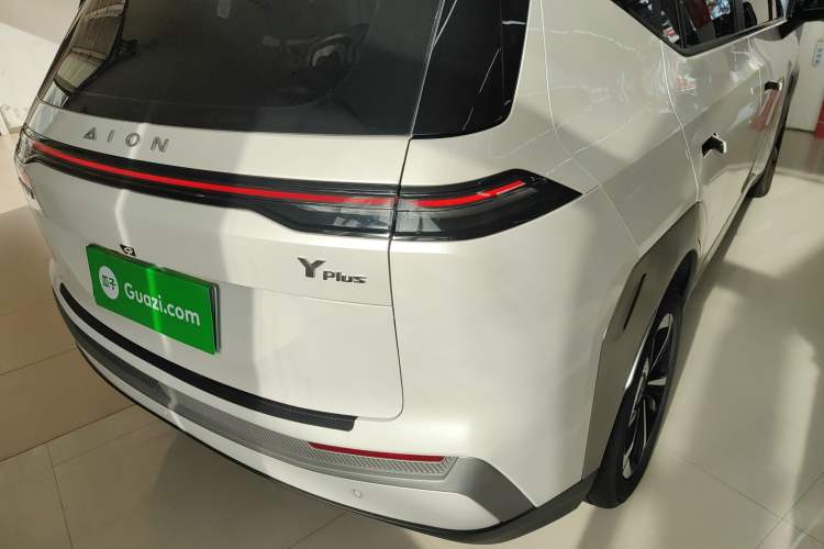 Used AION Y 2023 Younger Star Edition
