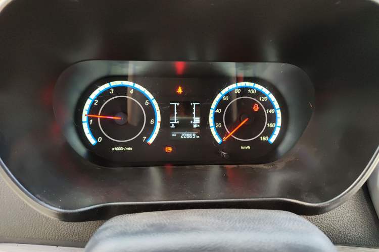 Used Chana Ruixing M60 2023 1.5L GDI Comfort-Class Passenger Vehicle 6/7 Seats