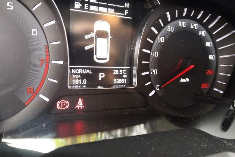 Used GAC Trumpchi GS4 2017 235T Automatic Two-Wheel Drive Luxury Smart Connectivity Version Odometer Close Up