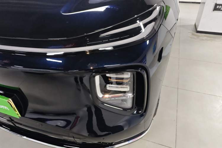 Used CHANGAN NEVO Q07 2025 Model 215 Laser Flagship PLUS
