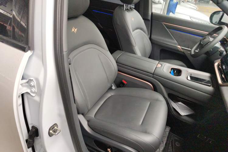 Used Dongfeng eπ eπ008 2025 636Max Rui Edition 6-Seater