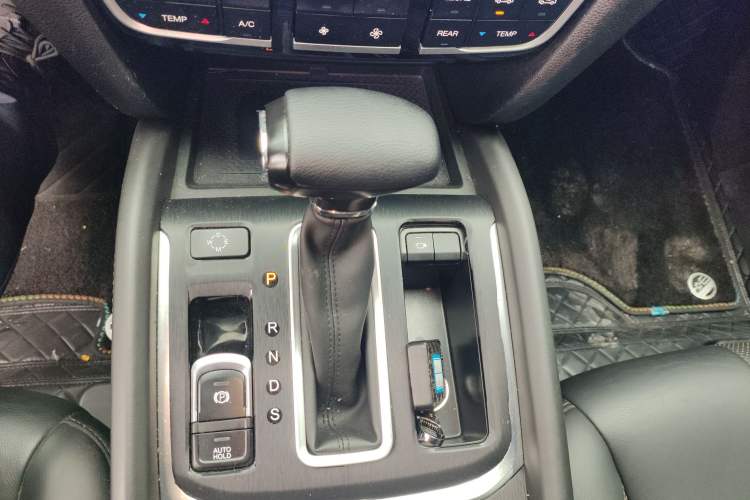 Used GAC Trumpchi GS8 2017 320T Two-Wheel Drive Luxury Smart Connectivity Version (7 Seats)
