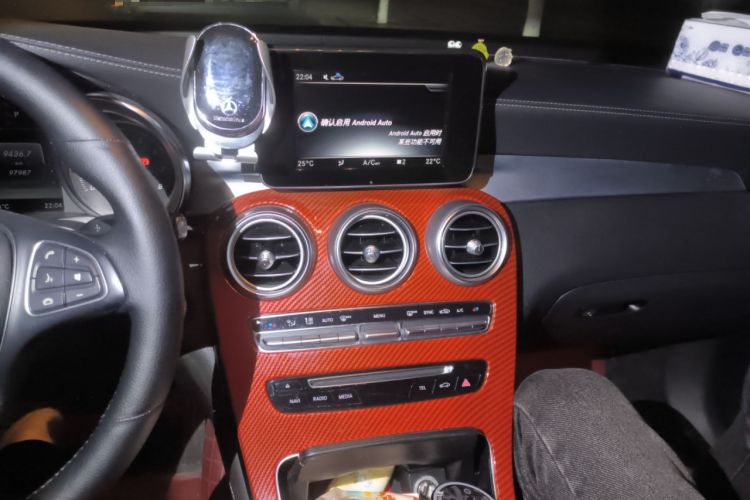 Used Mercedes-Benz GLC 2018 Facelift GLC 260 4MATIC Luxury Edition
