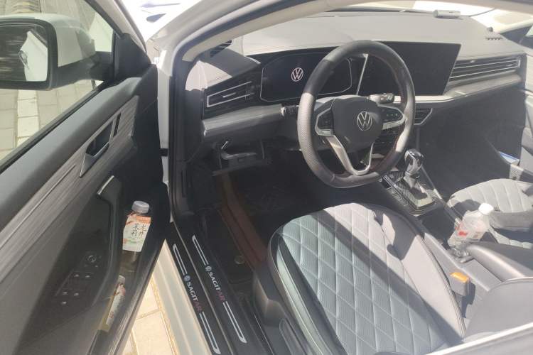 Used Volkswagen Sagitar 2023 300TSI DSG Excellence Edition
