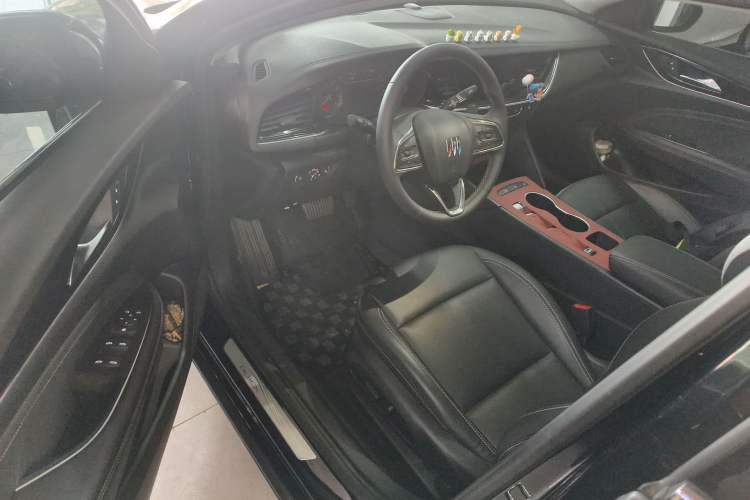 Used Buick Regal 2024 25T Deluxe Edition
