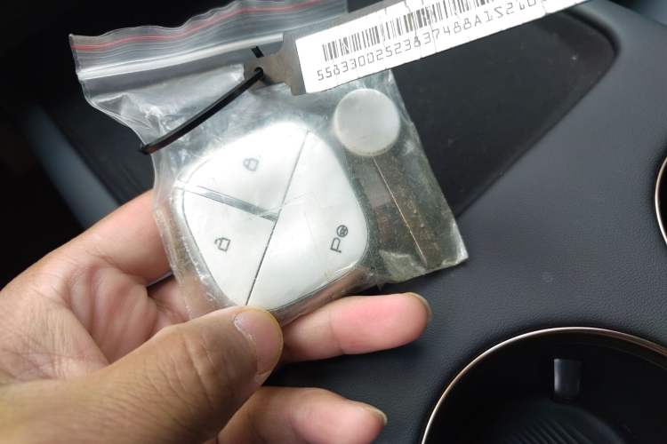 Used Baojun Enjoy 2025 Plug-in Hybrid 140km Luxury Edition
