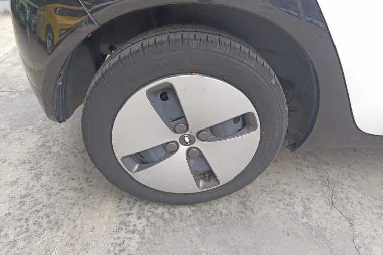 Used ORA Black Cat 2022 301km "Cute Pet" Version – Lithium Iron Phosphate
