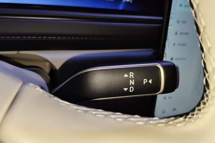 Used Nio ES8 2026 Model 6-seat Executive Luxury Edition Gear Lever