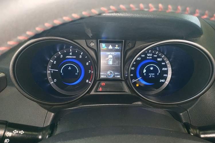 Used CHANGAN CS75 2016 2.0L Manual Leading Version China V Standard Instrument Cluster