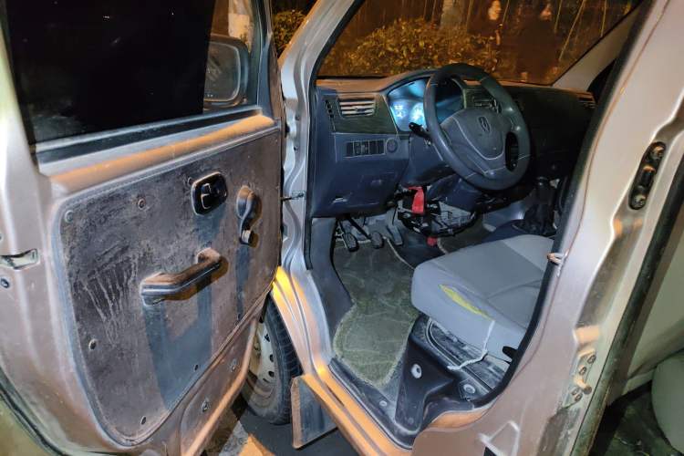 Used Jinbei Hiace X30 2021 1.5L Standard Version Air-Conditioning-Free Bus China VI Emission Standard SWC15M
