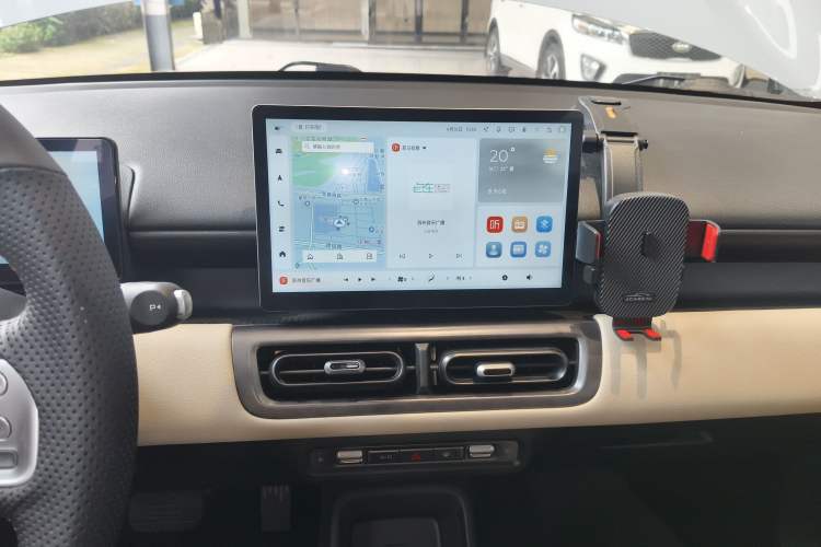 Used Wuling Bingo PLUS 2024 330 km Range Five-Seater Version Audio And AC Panel