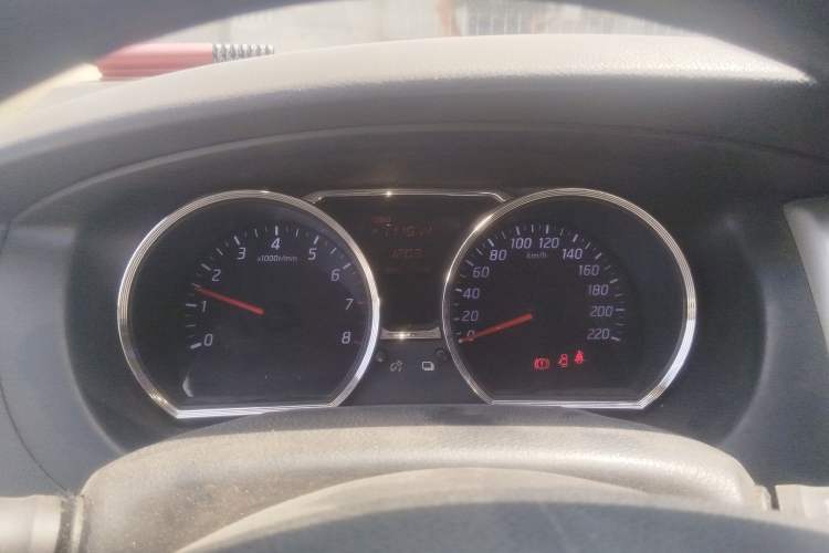 Used Nissan Livina 2013 1.6XE Manual Comfort Edition Instrument Cluster