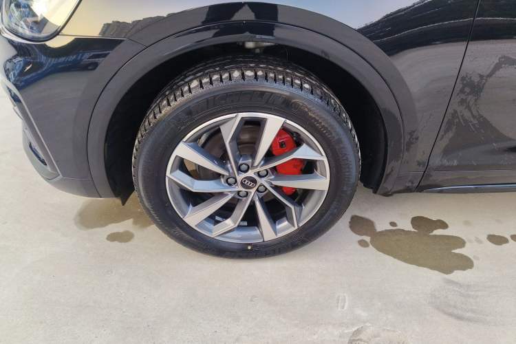 Used Audi Q5L 2023 40T Luxury Dynamic Model