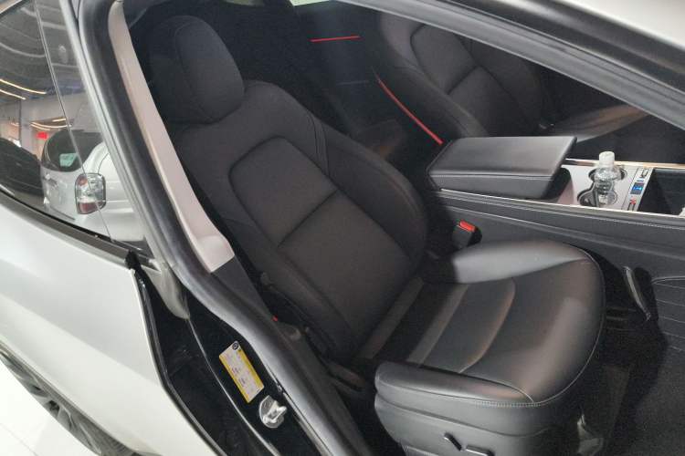 Used Tesla Model Y 2022 Revised Version Long-Range All-Wheel Drive
